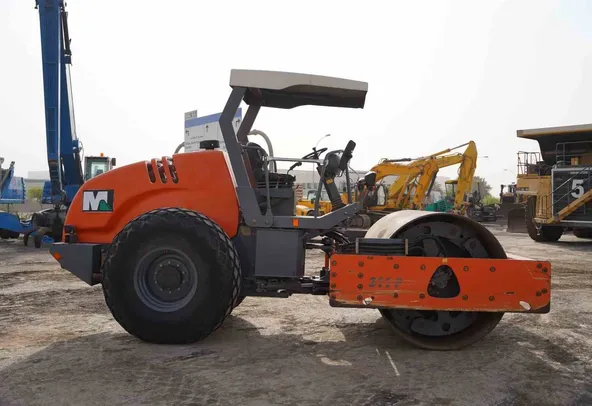 2018 Hamm 311P Single Drum Roller Right View