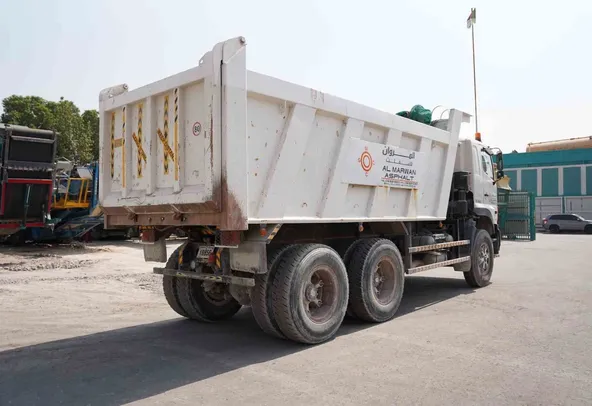2018-hino-700-series-zs-4041-6x4-tipper-truck-rear-right-view-tk-0394