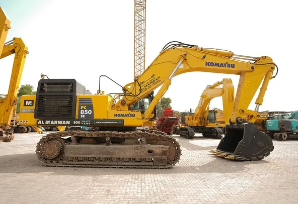 2018 Komatsu PC850SE-8R1 track excavator right side image