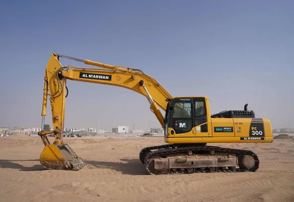 2019 Komatsu PC300-8M0 Track Excavator Left View - EX-0419