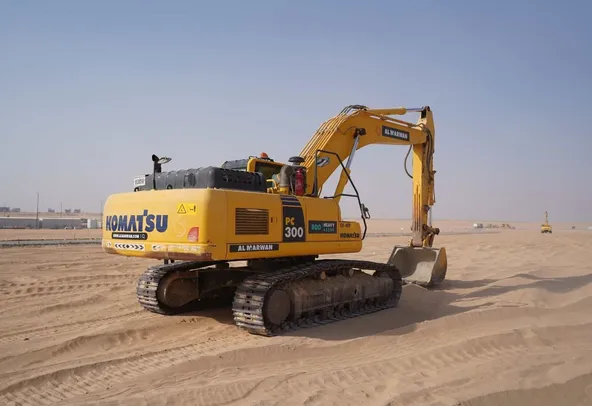 2019 Komatsu PC300-8M0 Track Excavator Rear Right View - EX-0419