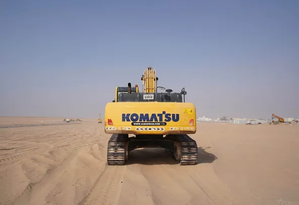 2019 Komatsu PC300-8M0 Track Excavator Rear View - EX-0419