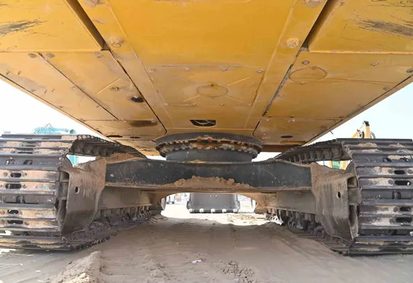 2019 Komatsu PC300-8M0 Track Excavator Undercarriage View - EX-0419