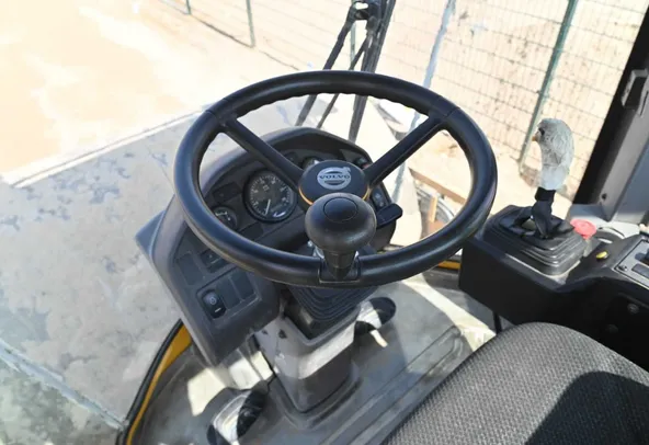 2019 Volvo SD110B Single Drum Roller Cabin View - RO-0342