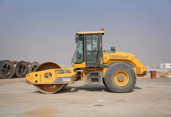 2019 Volvo SD110B Single Drum Roller Left View - RO-0342