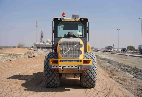 2019 Volvo SD110B Single Drum Roller Rear View - RO-0341