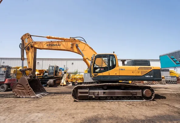 2019 Hyundai 480LC-9S Track Excavator Left Side View