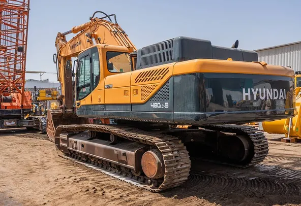 2019 Hyundai 480LC-9S Track Excavator Rear Left View