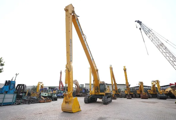 2019 Komatsu PC850-8R1 Long Boom Excavator Front Left View