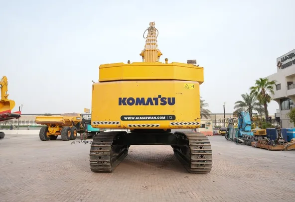 2019 Komatsu PC850-8R1 Long Boom Excavator Rear View