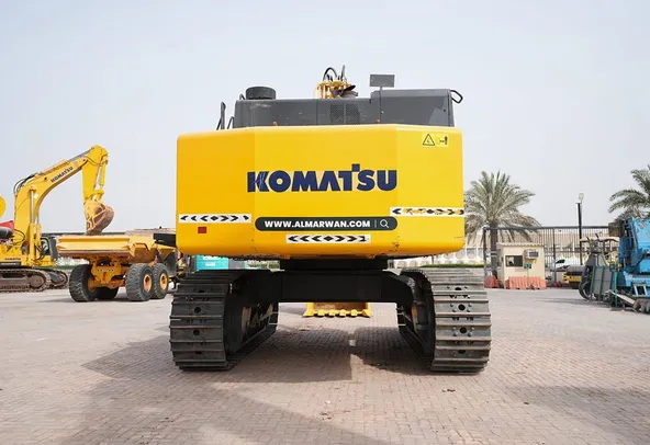 2019 Komatsu PC850-8R1 Track Excavator Rear View