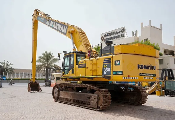 2019 Komatsu PC850SE-8R1 Long Boom Excavator Rear Left View