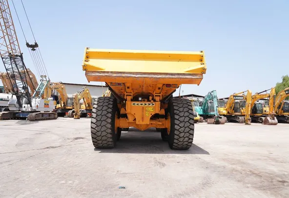 2019 Volvo A40G Articulated Dump Truck Back view