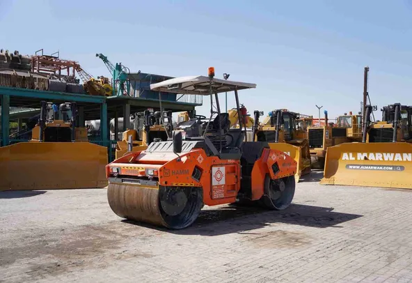 2020 Hamm HD 110 Double Drum Roller Front Left View - RO-0344