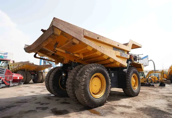 2020 Komatsu HD785-7 Rigid Dump Truck Rear Right View - RD-0490