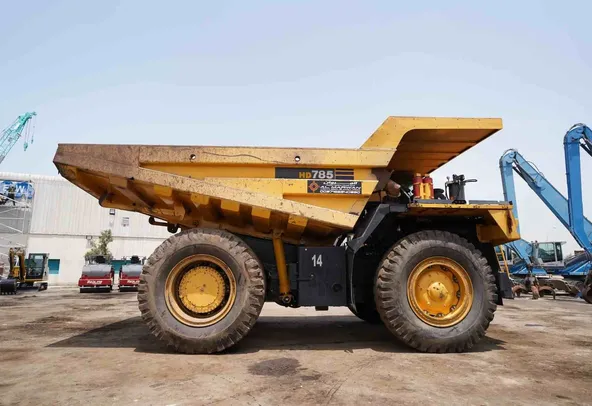 2020 Komatsu HD785-7 Rigid Dump Truck Right View - RD-0489