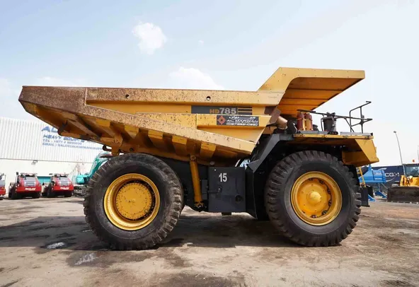 2020 Komatsu HD785-7 Rigid Dump Truck Right View - RD-0490