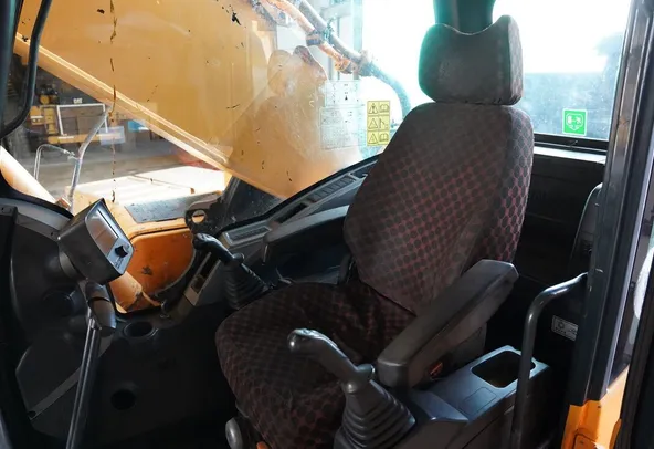 2020 Hyundai 480LC-9S Track Excavator Cabin View