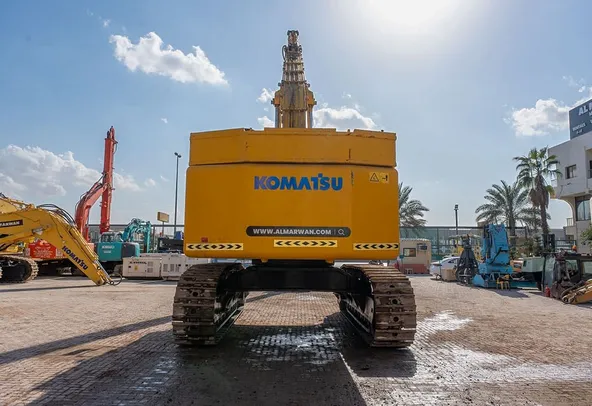 2020 Komatsu PC850-8R1 Long Boom Excavator Rear View