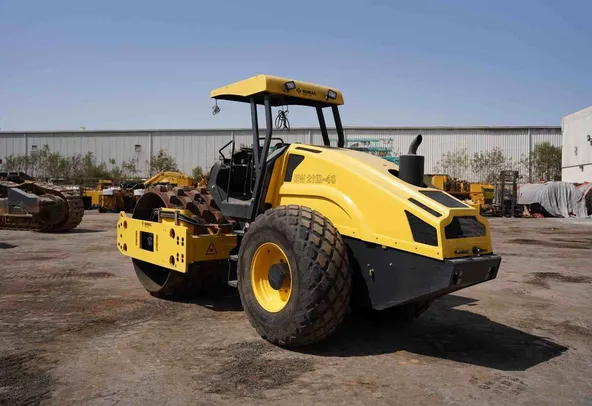 2021 Bomag BW 211 D-40 Single Drum Roller Rear Left View - RO-0446