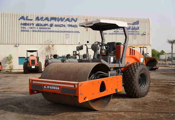 2021 Hamm 311D Single Drum Roller Front Left View - RO-0438