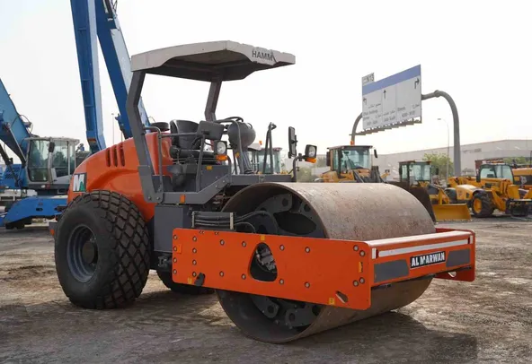 2021 Hamm 311D Single Drum Roller Front Right View - RO-0438