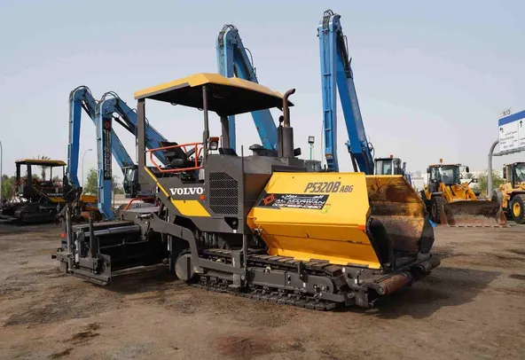 2021 Volvo P5320B ABG Track Paver Front Right View - AS-0052