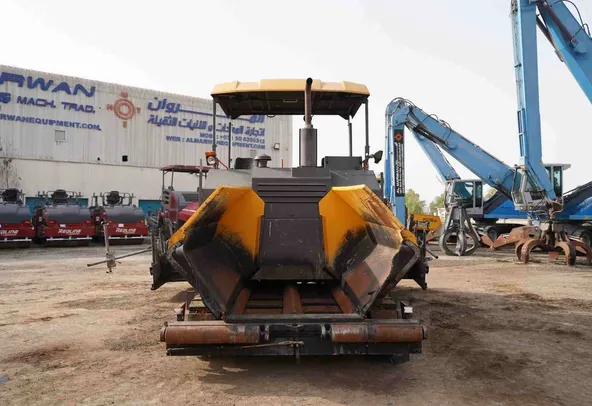 2021 Volvo P5320B ABG Track Paver Front View - AS-0052