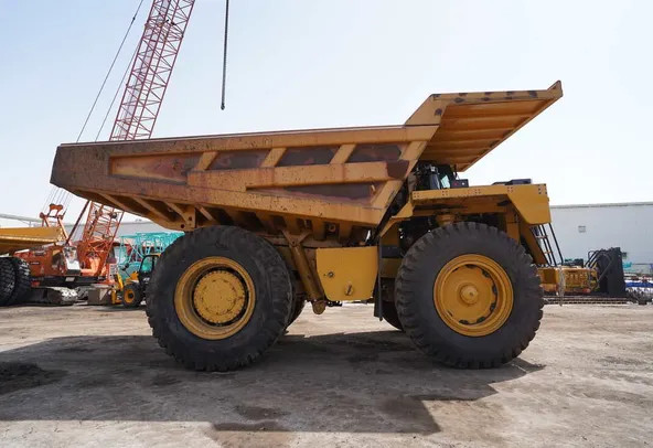 2021 Cat 777E Hauler Truck -Right side view