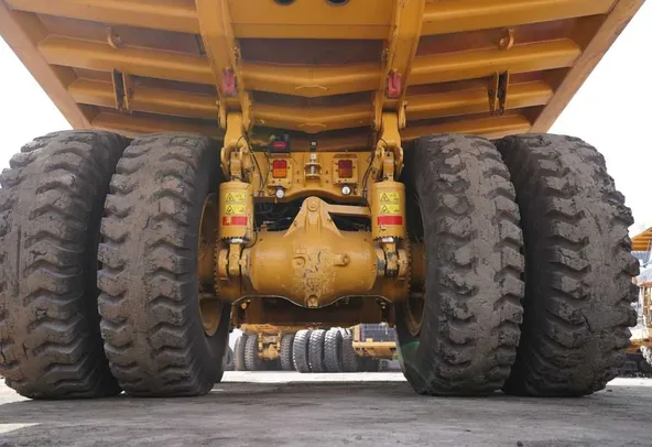 2021 Cat 777E Hauler Truck -Undercarriage view