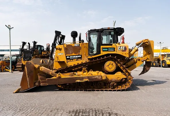 2021 Caterpillar D8T Bulldozer Left Side View