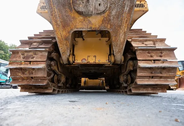 2021 Caterpillar D8T Bulldozer Under carriage View
