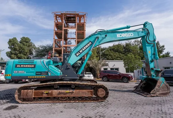2021 Kobelco SK350LC-10 Track Excavator Right Side View