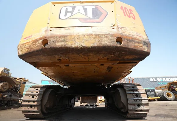 2022 Cat 395 Excavator Undercarriage View
