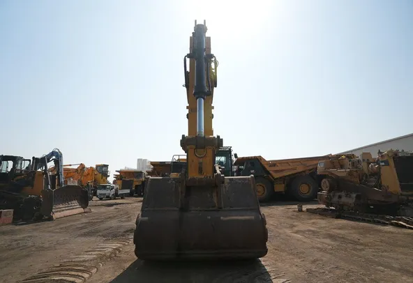 2022 Cat 395 Track Excavator Front View