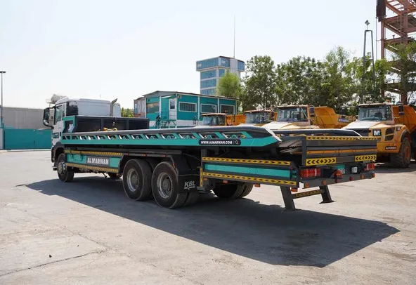 2022 Sinotruk Sitrak G7 440 6x4 Recovery Truck Low-Bed Truck Transport Prime Mover Truck Trailer Head Semi Long Haul Large Load Truck Rear Left View