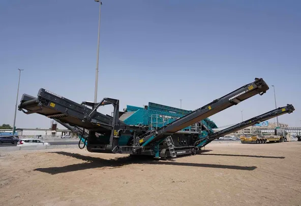 Powerscreen Horizon 6203 Horizontal Screener Front Left View - CE-0012