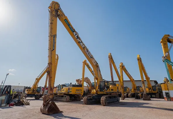 2023 Komatsu PC850-8R1 Long Boom Excavator Front Left View