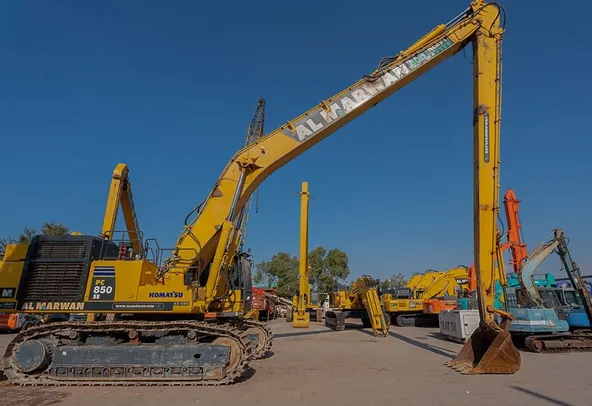2023 Komatsu PC850-8R1 Long Boom Excavator Right Side View