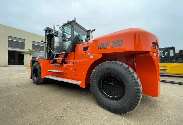 Socma HNF-250 Forklift Rear Left Image