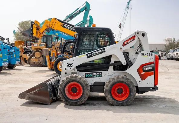 Skid Loader, Wheeled, 74 Hp | Al Marwan