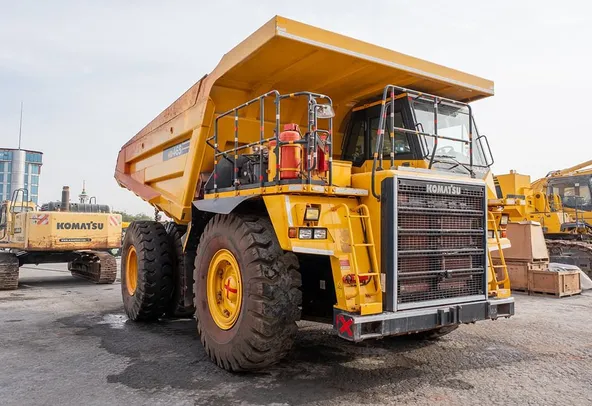 2024 Komatsu HD465-7EO Rigid Dump Truck Front Right View