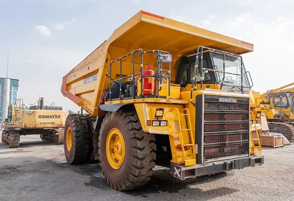 2024 Komatsu HD465-7EO Rigid Dump Truck Front Right View