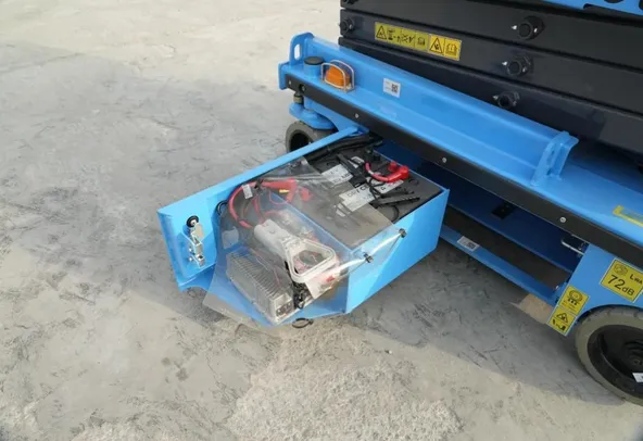 Sinoboom 0407SE Electric Scissor Under Lift View