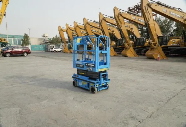 Sinoboom 0407SE Electric Scissor Lift Rear Left View