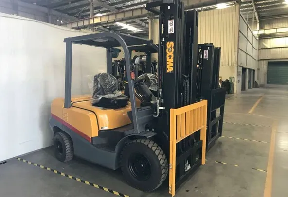 2025 Socma HNF-20 Diesel Forklift Right Side View