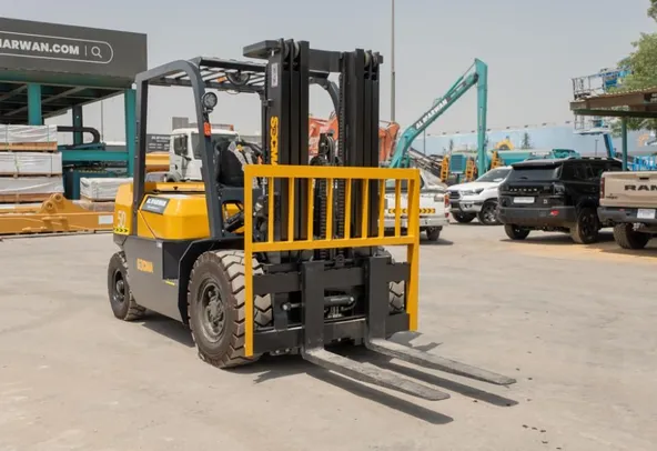 2025 Socma HNF50C Diesel Forklift Front Right View