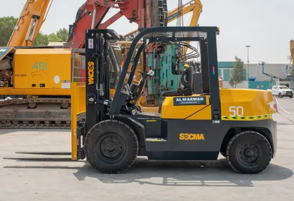 Diesel Forklifts 5 ton | Al Marwan