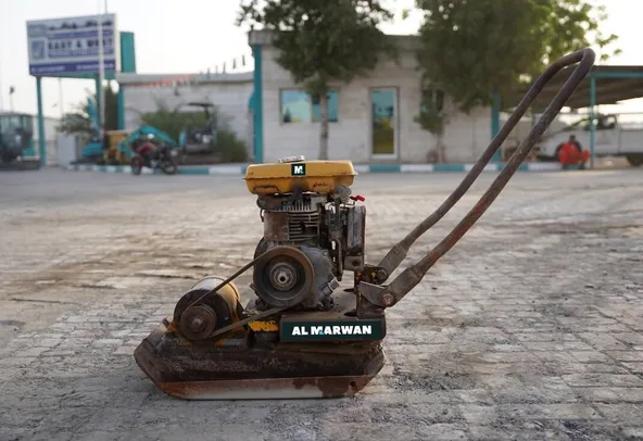 2005 Sakai PC100 Plate Compactor left side - Al Marwan Machinery