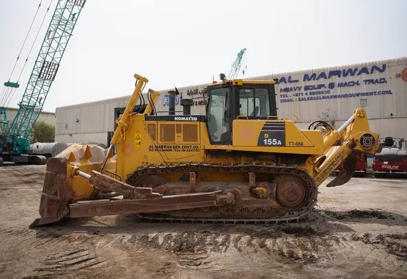 Used Komatsu D155A-6 Crawler Bulldozer Tractor